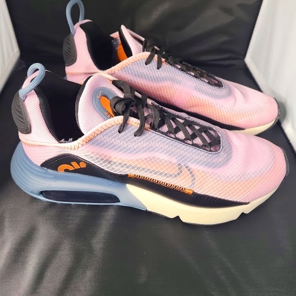 Nike Air Max 2090